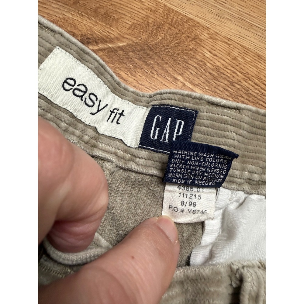 Vintage 90s Men's Gap Easy Fit Wide Wale Corduroy Pants Trousers Pleated 34x34 - Picture 6 of 7